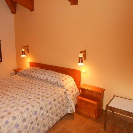 La Locanda Del Lago Lucciola Villalago Bagian luar foto
